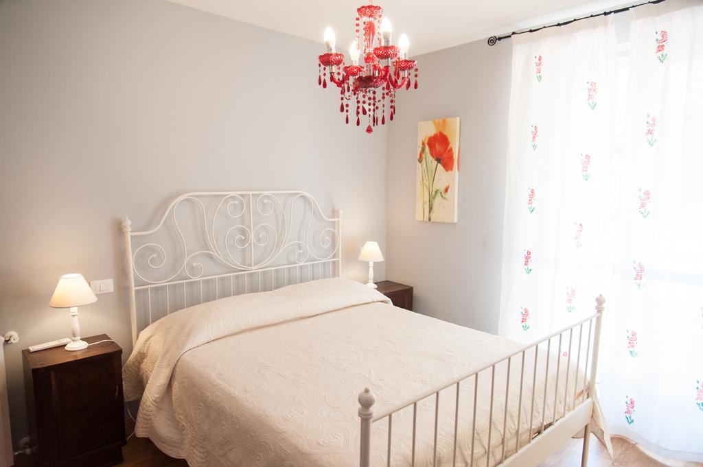 Agriturismo La Solagna Villa Montebello di Bertona Luaran gambar