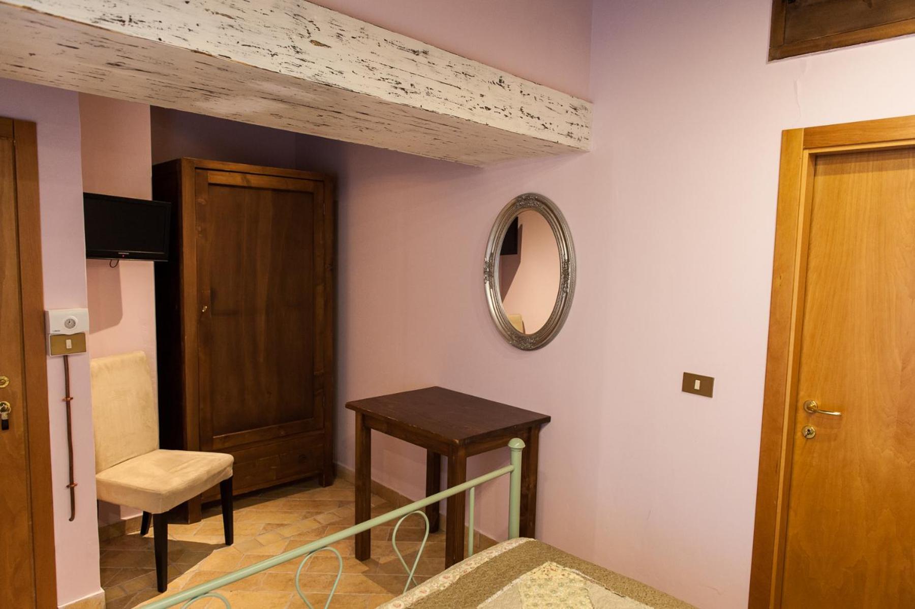 Agriturismo La Solagna Villa Montebello di Bertona Luaran gambar